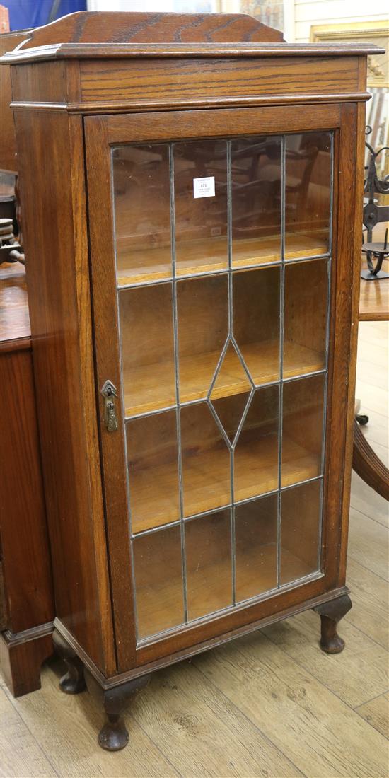 A 1920s oak leaded glazed bookcase W.62cm